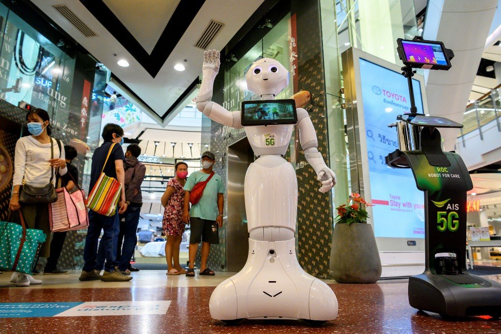 5G-robot-Thailand 4.0