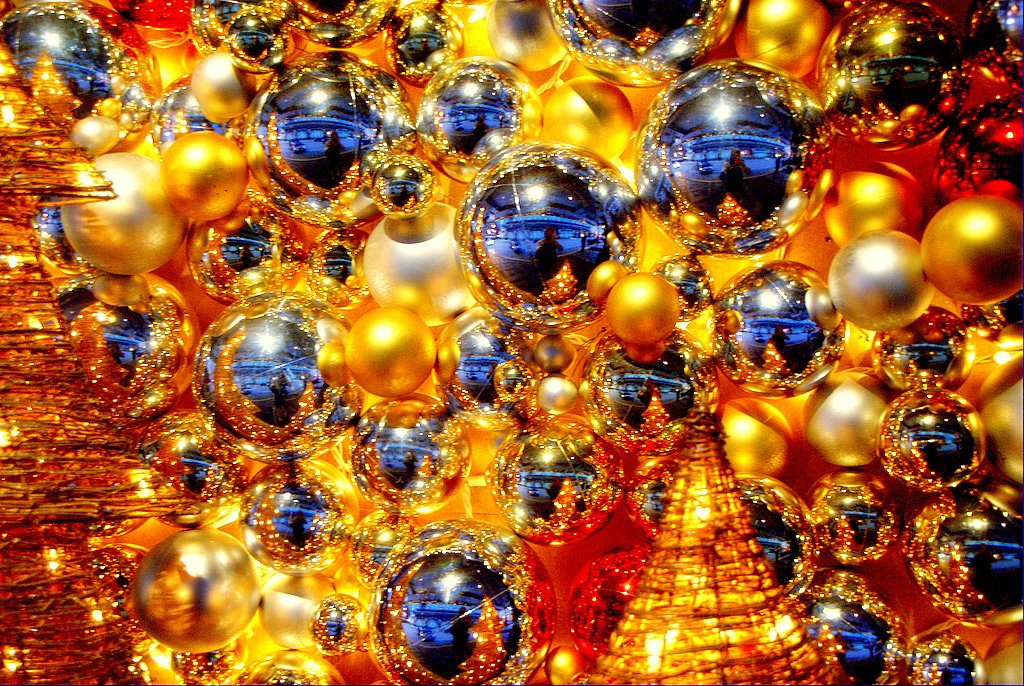 Apple iPhone ban joined by Google Pixel ban article hero image.