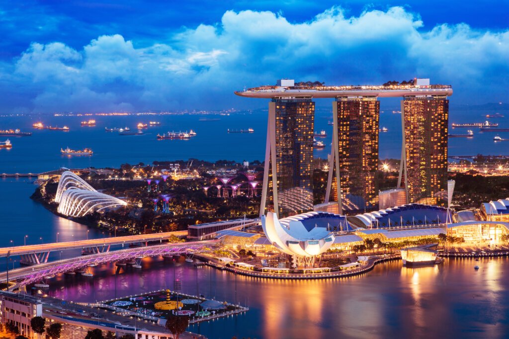 Marina Bay Sands experienceds data leak involving the personal information of some 665,000 members of its shoppers’ rewards program.