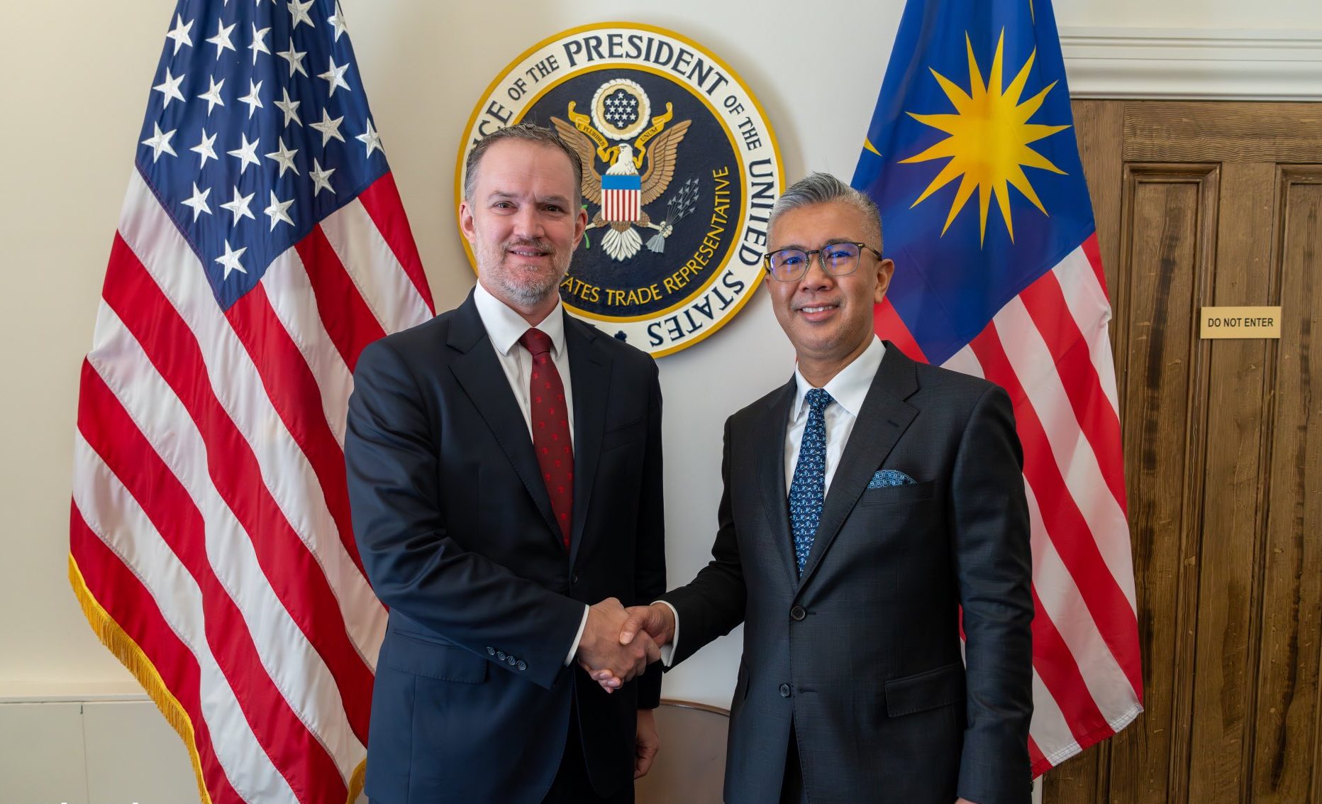 Photo by Minister of Investment, Trade & Industry Malaysia