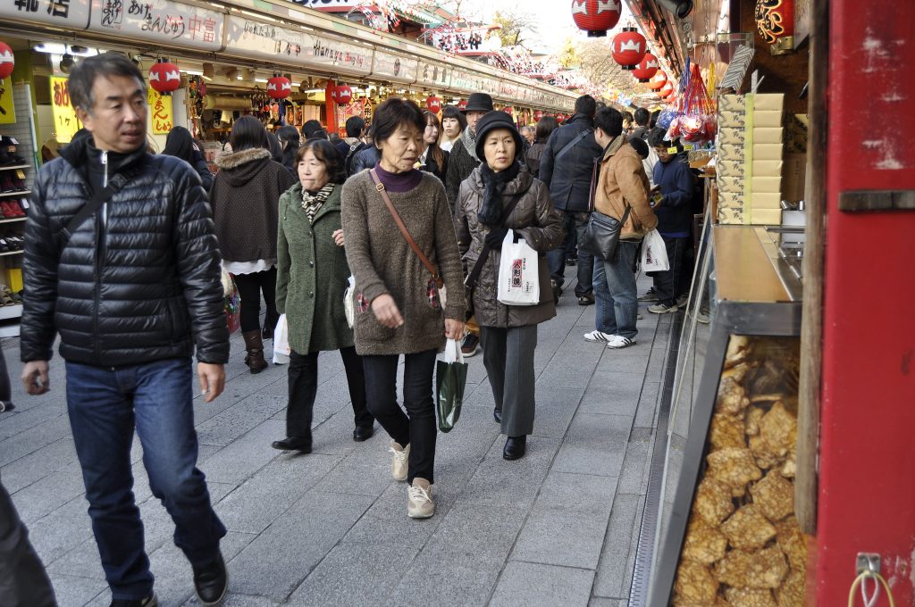 Image for Japan markets article on electronic payments.