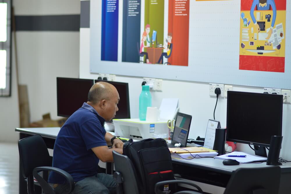 SMEs in Singapore need to be careful when moving data to the cloud. Source: Shutterstock